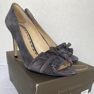 Enzo Angiolini Grey Suede Peep Toe Heels with Bow - Size 7.5, 4" Heel
